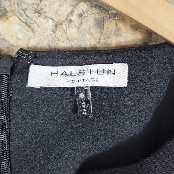 Halston Heritage 0 Cap Sleeve Sateen Fit & Flare Party Dress - Picture 5 of 9